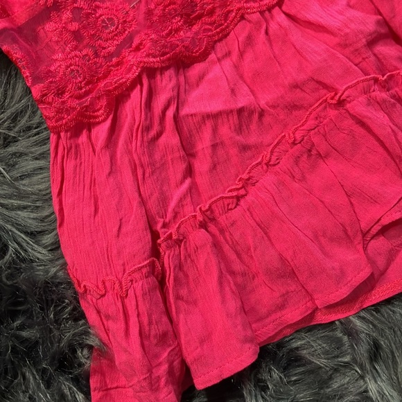 Pink sheer panel lace tank - Picture 4 of 9